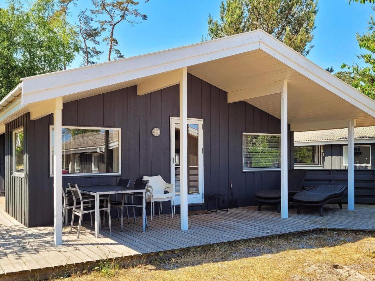 8 Person Holiday Home In Nex Snogebæk Εξωτερικό φωτογραφία